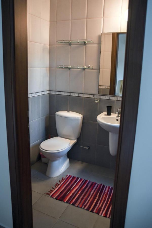 Beautiful Apartment Near The Sea And A Large Private Garden Pafos Zewnętrze zdjęcie